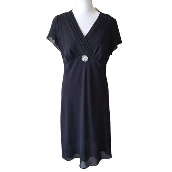 Coldwater Creek Dresses & Skirts - NWT Coldwater Creek LBD Chiffon Black Dress Rhinestone Diamond Brooch 6 Petite